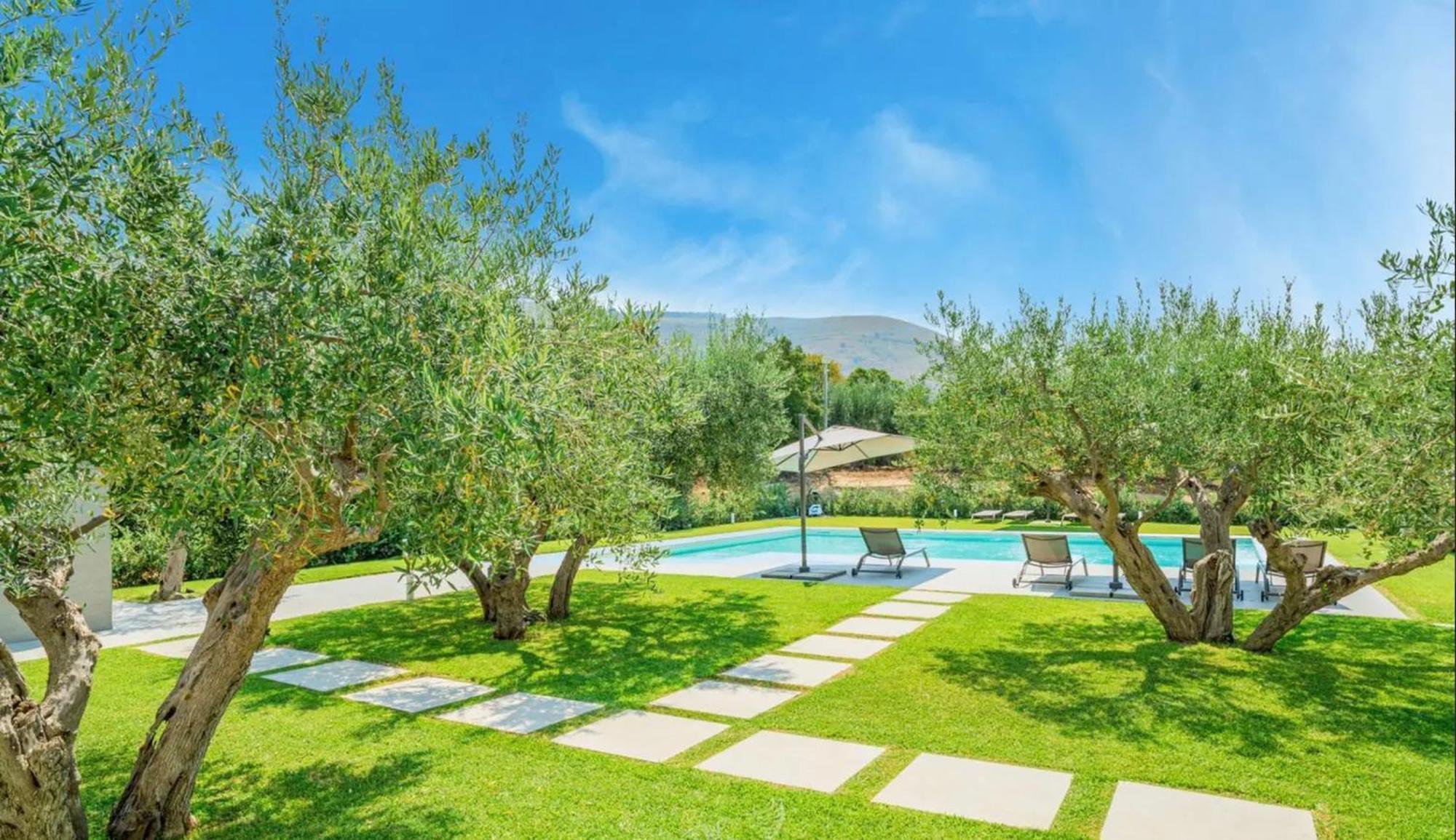 Civetta Blu Bed & Breakfast Castellammare del Golfo Bagian luar foto